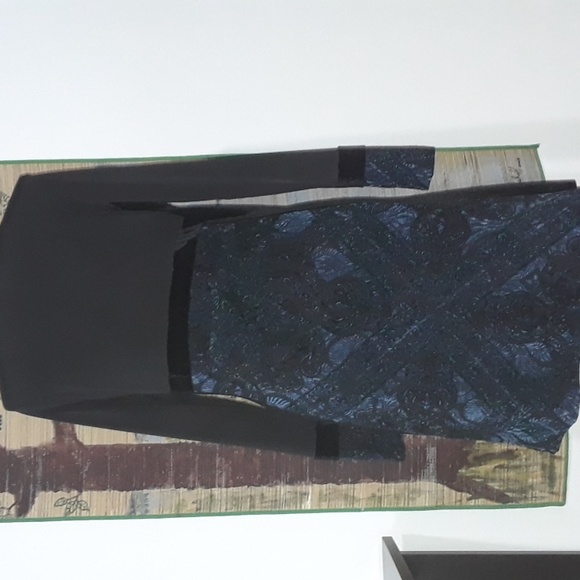 Luc Fontaine dress - Picture 3 of 5